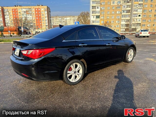 Черный Хендай Соната, объемом двигателя 2.4 л и пробегом 200 тыс. км за 7600 $, фото 3 на Automoto.ua