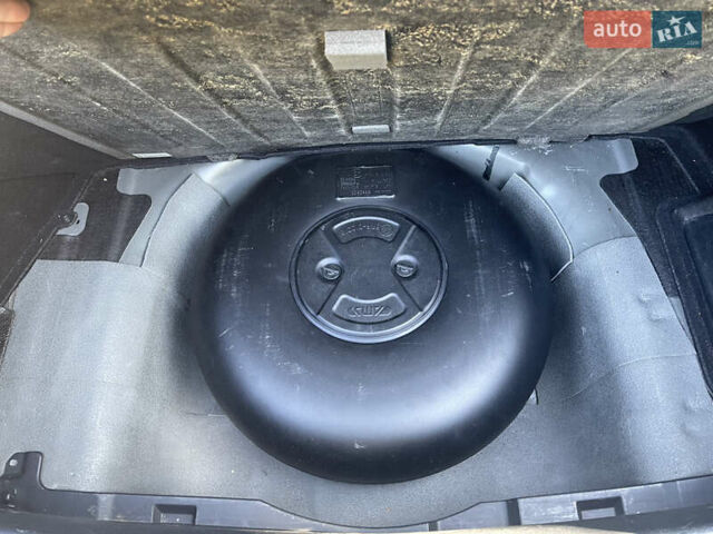 Чорний Хендай Соната, об'ємом двигуна 2.4 л та пробігом 197 тис. км за 10500 $, фото 6 на Automoto.ua