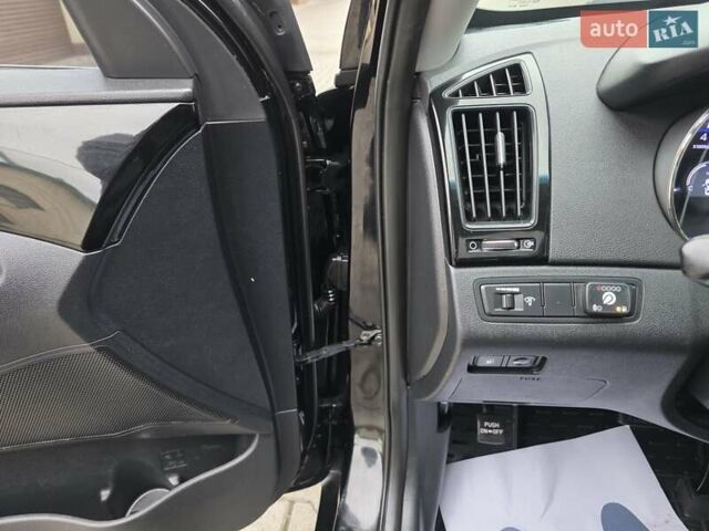 Чорний Хендай Соната, об'ємом двигуна 2.4 л та пробігом 193 тис. км за 7999 $, фото 37 на Automoto.ua