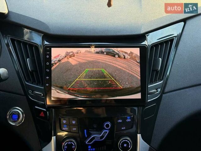Чорний Хендай Соната, об'ємом двигуна 2.36 л та пробігом 260 тис. км за 8700 $, фото 36 на Automoto.ua