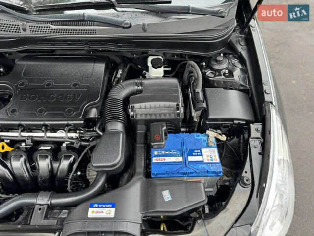 Черный Хендай Соната, объемом двигателя 2 л и пробегом 118 тыс. км за 9500 $, фото 35 на Automoto.ua