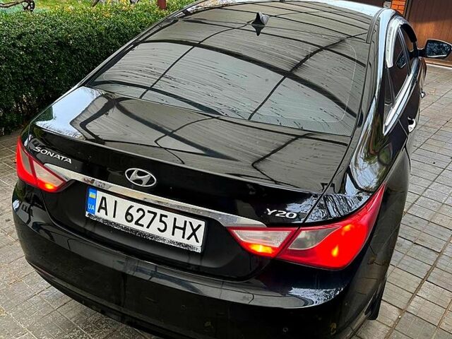 Чорний Хендай Соната, об'ємом двигуна 2 л та пробігом 215 тис. км за 9199 $, фото 3 на Automoto.ua