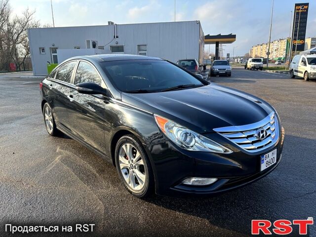 Черный Хендай Соната, объемом двигателя 2.4 л и пробегом 200 тыс. км за 7600 $, фото 2 на Automoto.ua
