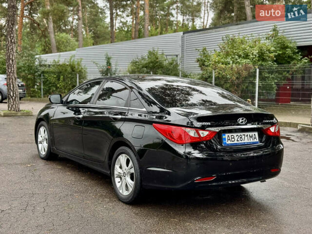 Хендай Соната 2011 у Вінниці на Automoto.ua Чорний Хендай Соната, об'ємом двигуна 2 л та пробігом 118 тис. км за 9500 $, фото 6 на Automoto.ua