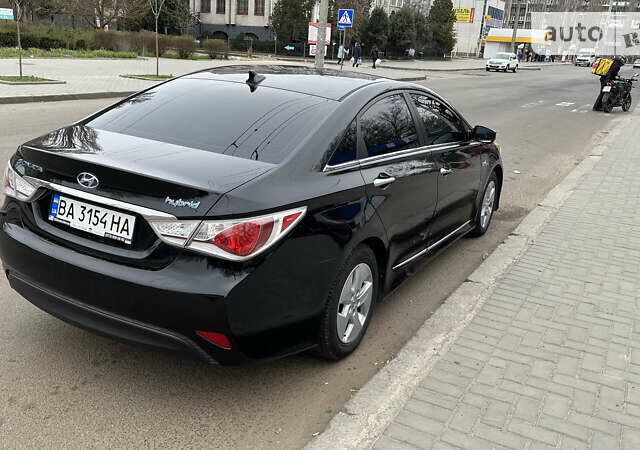 Чорний Хендай Соната, об'ємом двигуна 2.4 л та пробігом 288 тис. км за 11600 $, фото 1 на Automoto.ua