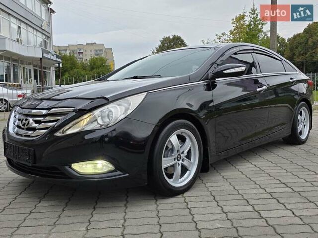 Чорний Хендай Соната, об'ємом двигуна 2.4 л та пробігом 193 тис. км за 7999 $, фото 7 на Automoto.ua