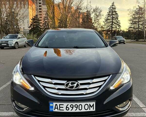 Черный Хендай Соната, объемом двигателя 2 л и пробегом 216 тыс. км за 8750 $, фото 22 на Automoto.ua