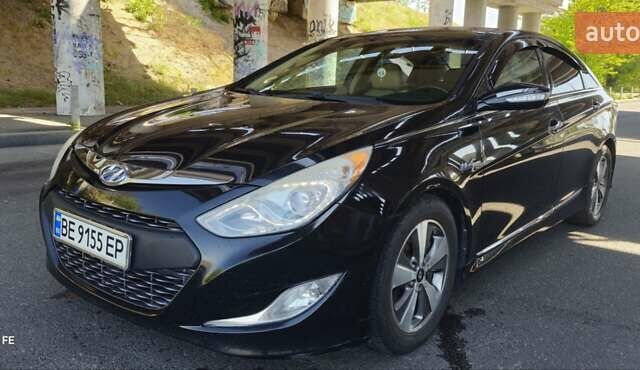 Чорний Хендай Соната, об'ємом двигуна 2.36 л та пробігом 173 тис. км за 8500 $, фото 1 на Automoto.ua