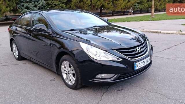 Хендай Соната 2011 в Желтых Водах на Automoto.ua Черный Хендай Соната, объемом двигателя 2 л и пробегом 133 тыс. км за 7800 $, фото 3 на Automoto.ua