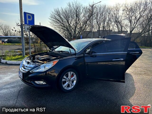 Черный Хендай Соната, объемом двигателя 2.4 л и пробегом 200 тыс. км за 7600 $, фото 11 на Automoto.ua