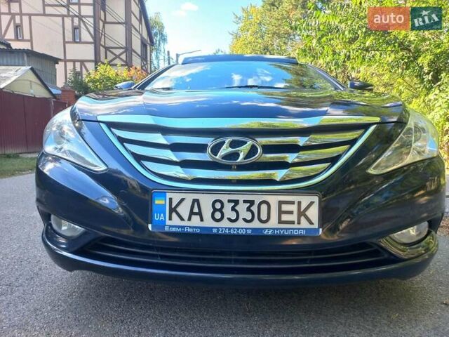 Черный Хендай Соната, объемом двигателя 2.36 л и пробегом 118 тыс. км за 9600 $, фото 7 на Automoto.ua