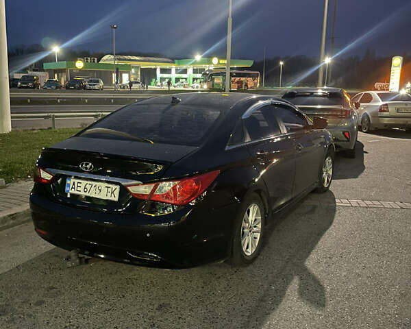 Черный Хендай Соната, объемом двигателя 2 л и пробегом 200 тыс. км за 6800 $, фото 10 на Automoto.ua