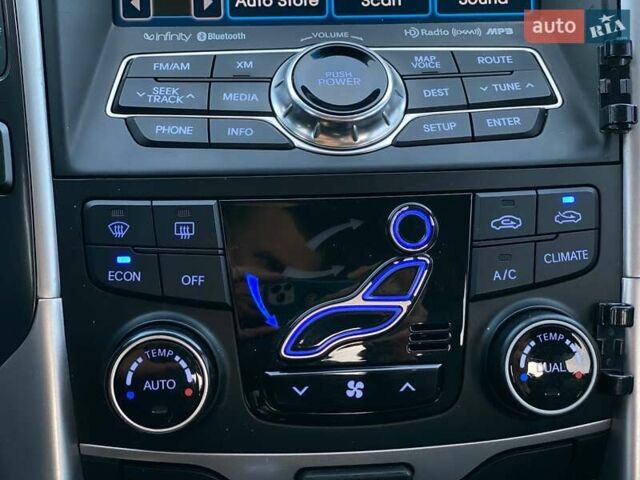 Чорний Хендай Соната, об'ємом двигуна 2.36 л та пробігом 198 тис. км за 8990 $, фото 35 на Automoto.ua