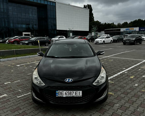 Чорний Хендай Соната, об'ємом двигуна 2.36 л та пробігом 260 тис. км за 8300 $, фото 5 на Automoto.ua