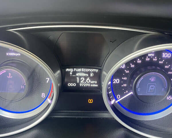 Чорний Хендай Соната, об'ємом двигуна 2 л та пробігом 200 тис. км за 9000 $, фото 17 на Automoto.ua