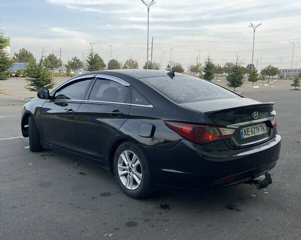 Черный Хендай Соната, объемом двигателя 2 л и пробегом 200 тыс. км за 6800 $, фото 3 на Automoto.ua