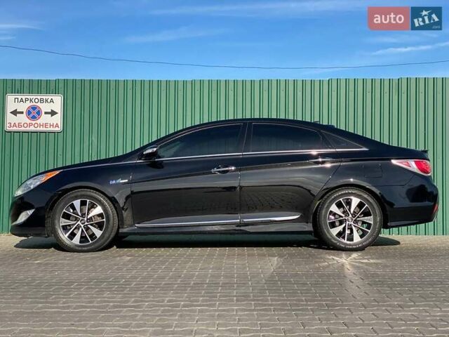 Чорний Хендай Соната, об'ємом двигуна 2.36 л та пробігом 198 тис. км за 8990 $, фото 4 на Automoto.ua