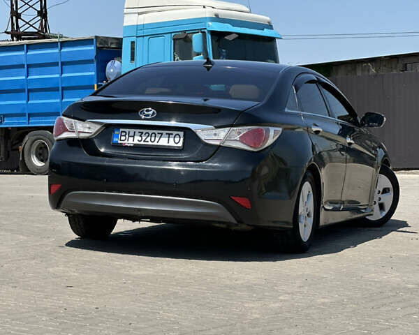Чорний Хендай Соната, об'ємом двигуна 2.4 л та пробігом 174 тис. км за 9000 $, фото 3 на Automoto.ua