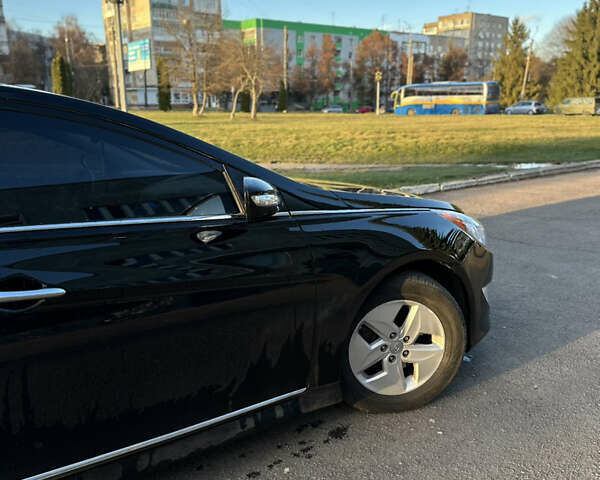 Черный Хендай Соната, объемом двигателя 2.36 л и пробегом 243 тыс. км за 8500 $, фото 9 на Automoto.ua