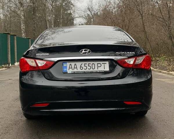 Черный Хендай Соната, объемом двигателя 2 л и пробегом 157 тыс. км за 7500 $, фото 1 на Automoto.ua