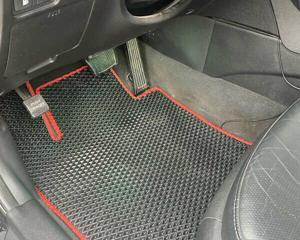 Чорний Хендай Соната, об'ємом двигуна 2 л та пробігом 200 тис. км за 9000 $, фото 11 на Automoto.ua