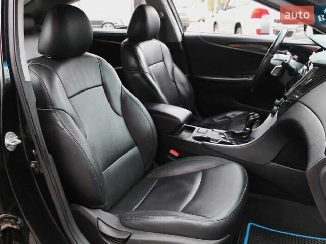 Хендай Соната 2012 в Киеве на Automoto.ua Черный Хендай Соната, объемом двигателя 2 л и пробегом 180 тыс. км за 9000 $, фото 11 на Automoto.ua