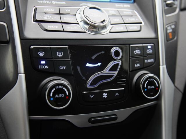 Черный Хендай Соната, объемом двигателя 2.4 л и пробегом 196 тыс. км за 9800 $, фото 15 на Automoto.ua