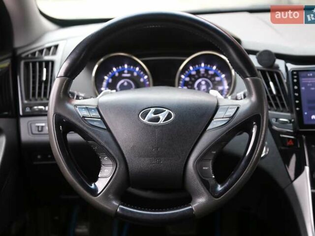 Хендай Соната 2012 в Киеве на Automoto.ua Черный Хендай Соната, объемом двигателя 2 л и пробегом 180 тыс. км за 9000 $, фото 15 на Automoto.ua