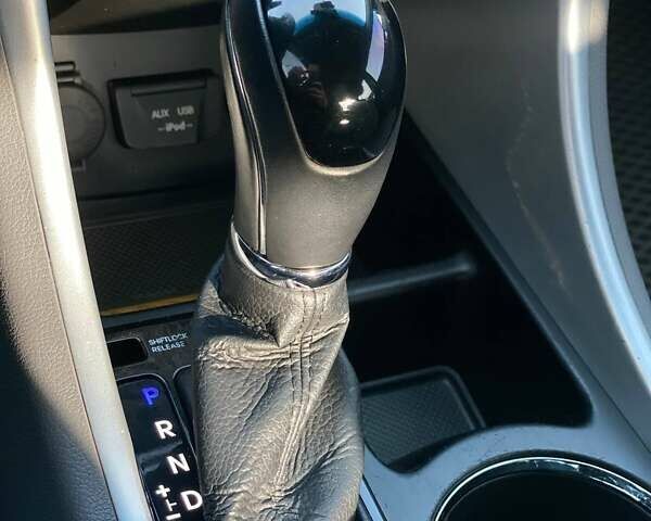 Чорний Хендай Соната, об'ємом двигуна 2.36 л та пробігом 198 тис. км за 8990 $, фото 34 на Automoto.ua