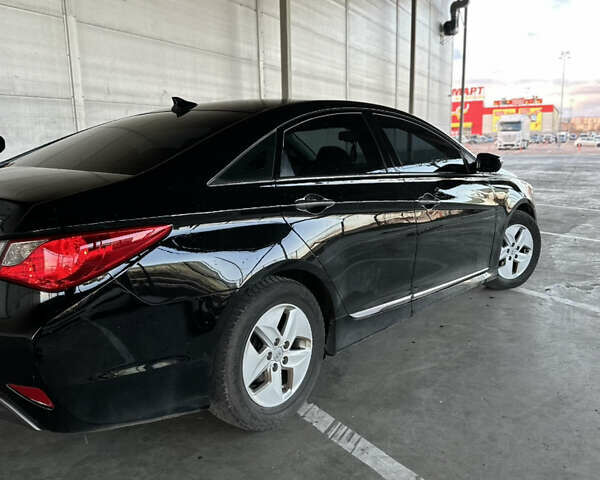 Черный Хендай Соната, объемом двигателя 2.36 л и пробегом 243 тыс. км за 8500 $, фото 21 на Automoto.ua