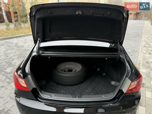 Черный Хендай Соната, объемом двигателя 2.4 л и пробегом 188 тыс. км за 12000 $, фото 32 на Automoto.ua