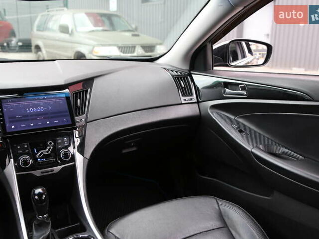 Хендай Соната 2012 в Киеве на Automoto.ua Черный Хендай Соната, объемом двигателя 2 л и пробегом 180 тыс. км за 9000 $, фото 14 на Automoto.ua