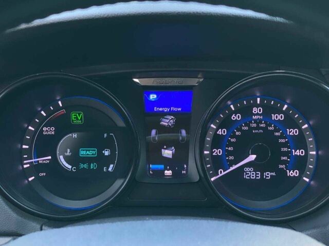 Черный Хендай Соната, объемом двигателя 2.4 л и пробегом 198 тыс. км за 8990 $, фото 17 на Automoto.ua