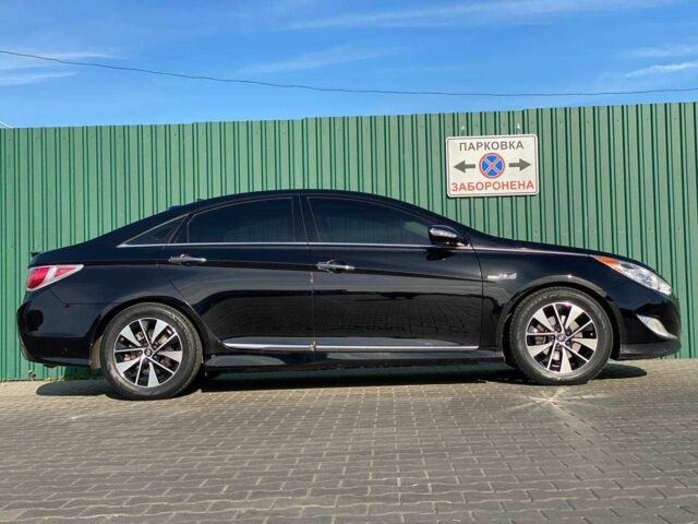 Черный Хендай Соната, объемом двигателя 2.4 л и пробегом 198 тыс. км за 8990 $, фото 4 на Automoto.ua