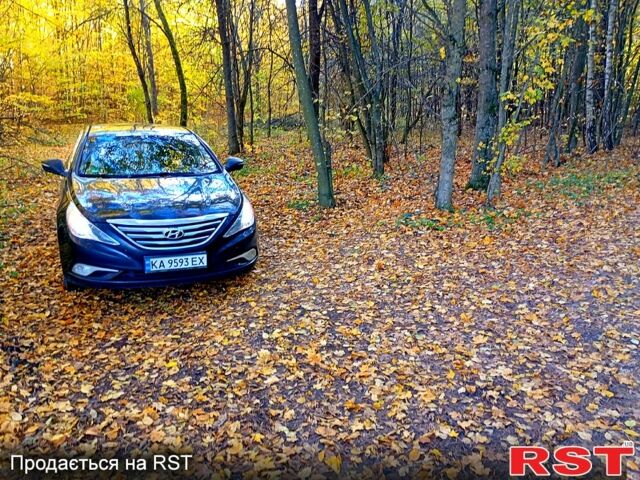 Черный Хендай Соната, объемом двигателя 2 л и пробегом 380 тыс. км за 7350 $, фото 3 на Automoto.ua