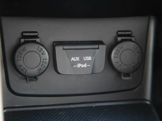 Черный Хендай Соната, объемом двигателя 2.4 л и пробегом 196 тыс. км за 9800 $, фото 16 на Automoto.ua