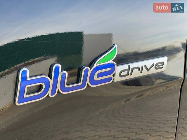 Чорний Хендай Соната, об'ємом двигуна 2.36 л та пробігом 198 тис. км за 8990 $, фото 16 на Automoto.ua