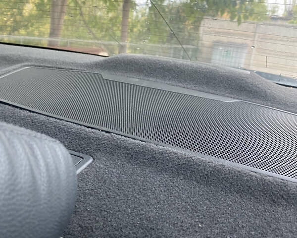 Чорний Хендай Соната, об'ємом двигуна 2 л та пробігом 200 тис. км за 9000 $, фото 23 на Automoto.ua