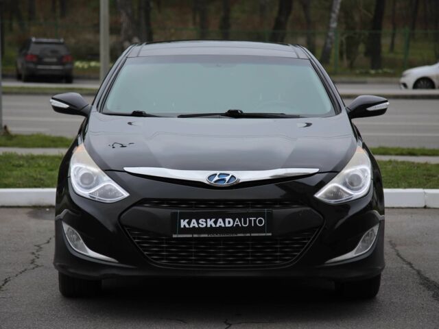 Черный Хендай Соната, объемом двигателя 2.4 л и пробегом 196 тыс. км за 9800 $, фото 1 на Automoto.ua