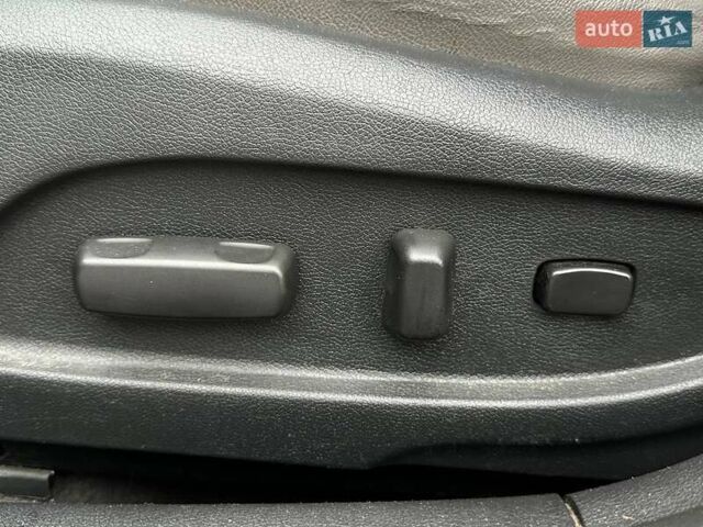 Черный Хендай Соната, объемом двигателя 2.36 л и пробегом 140 тыс. км за 10990 $, фото 31 на Automoto.ua