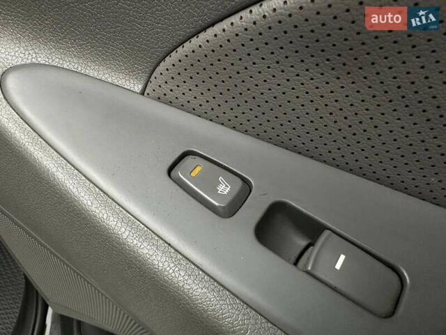 Черный Хендай Соната, объемом двигателя 2.36 л и пробегом 140 тыс. км за 10990 $, фото 24 на Automoto.ua