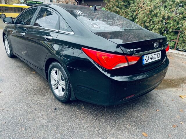 Черный Хендай Соната, объемом двигателя 2 л и пробегом 251 тыс. км за 7300 $, фото 7 на Automoto.ua