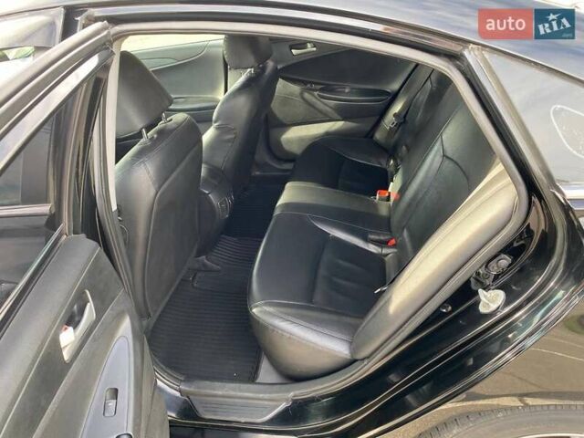 Хендай Соната 2013 в Одессе на Automoto.ua Черный Хендай Соната, объемом двигателя 2 л и пробегом 268 тыс. км за 7500 $, фото 7 на Automoto.ua