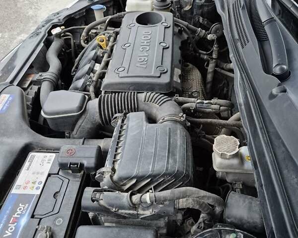 Чорний Хендай Соната, об'ємом двигуна 2.36 л та пробігом 242 тис. км за 9700 $, фото 14 на Automoto.ua