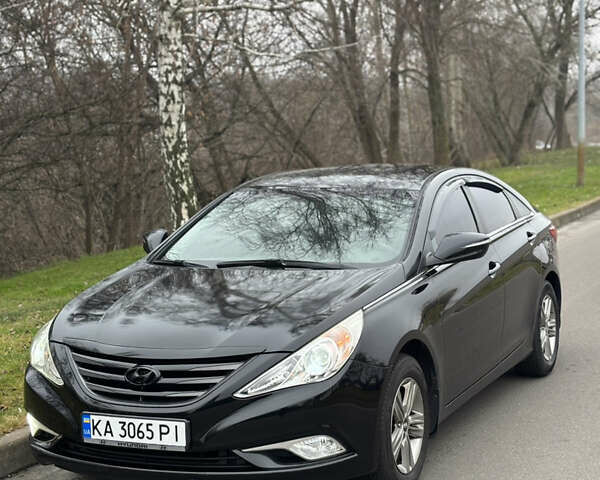 Черный Хендай Соната, объемом двигателя 2 л и пробегом 340 тыс. км за 6900 $, фото 9 на Automoto.ua