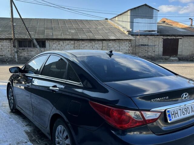 Черный Хендай Соната, объемом двигателя 2.4 л и пробегом 160 тыс. км за 8500 $, фото 2 на Automoto.ua