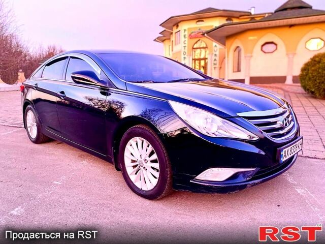 Черный Хендай Соната, объемом двигателя 2 л и пробегом 250 тыс. км за 7500 $, фото 2 на Automoto.ua