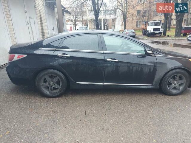Черный Хендай Соната, объемом двигателя 2.36 л и пробегом 164 тыс. км за 8200 $, фото 10 на Automoto.ua