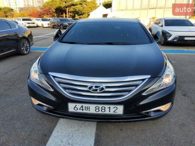 Чорний Хендай Соната, об'ємом двигуна 2 л та пробігом 172 тис. км за 9000 $, фото 2 на Automoto.ua