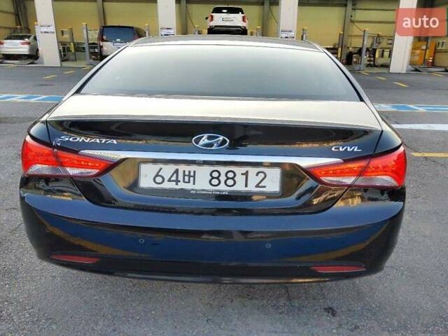 Чорний Хендай Соната, об'ємом двигуна 2 л та пробігом 172 тис. км за 9000 $, фото 4 на Automoto.ua